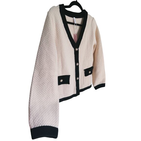 NWT Casly Lamiit V-Neck Cream Cardigan Sweater M Pearl Button Academia Preppy - Picture 8 of 14
